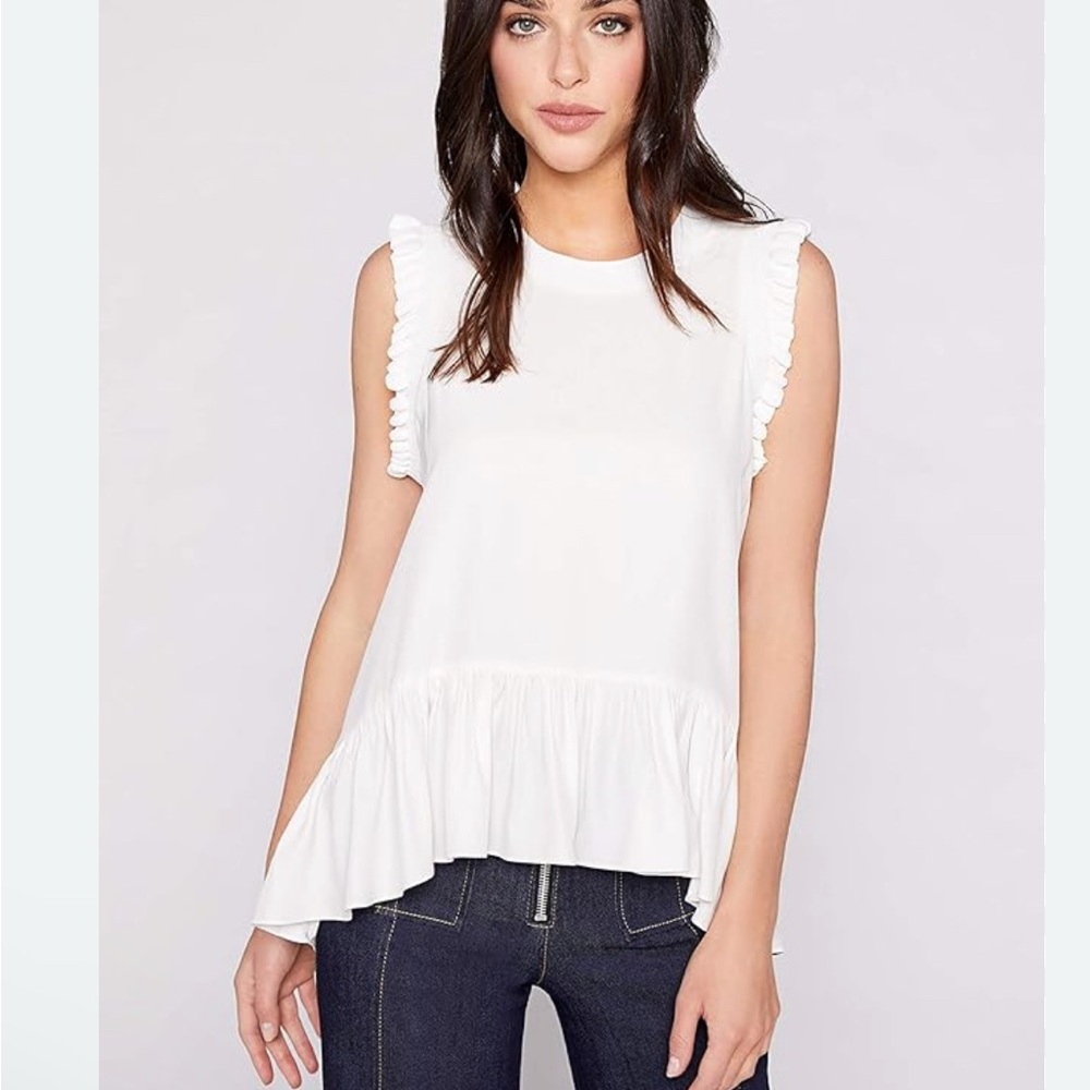 CINQ À SEPT Top, size S
100 silk new with out tags $326